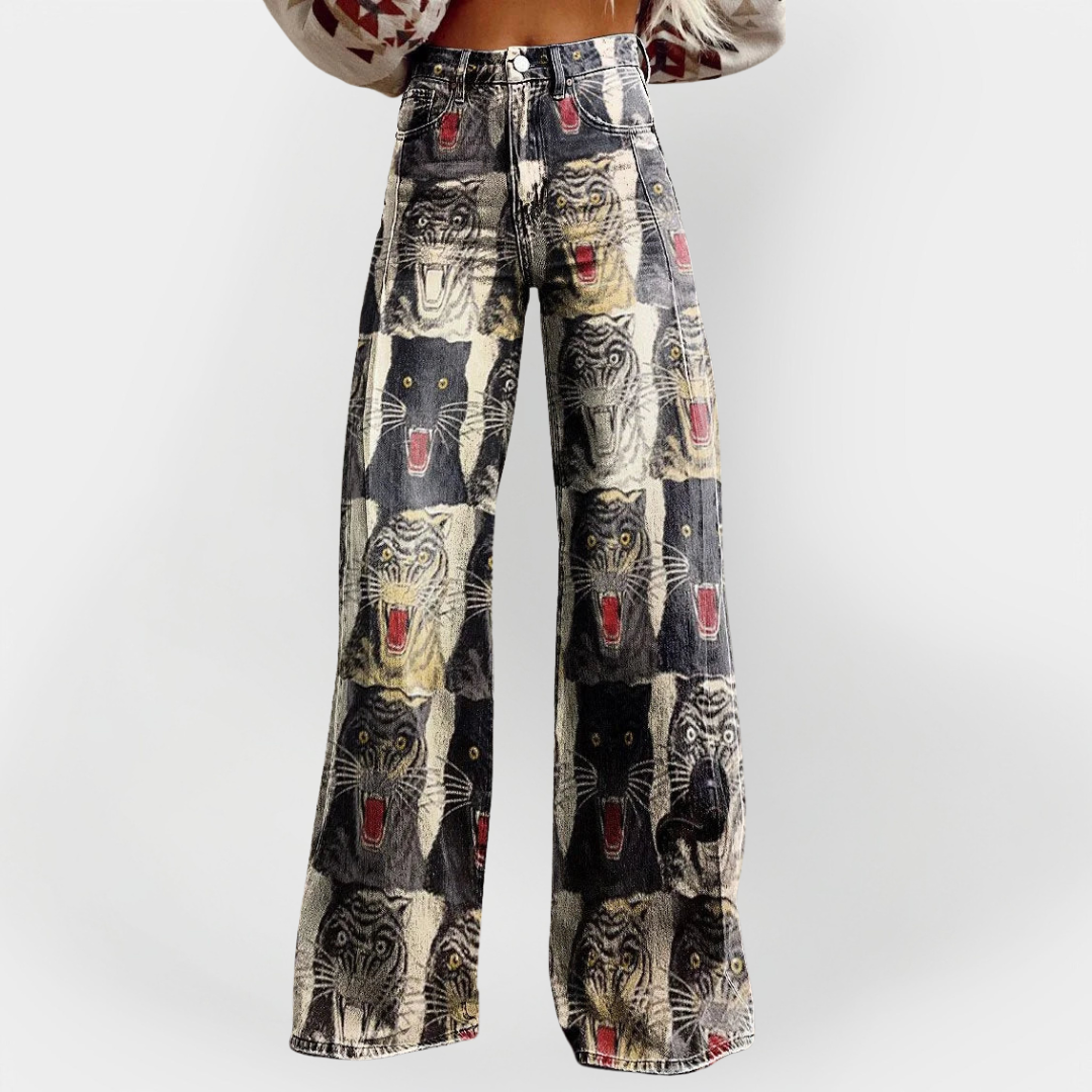 Kristýna Eksklusive Vide Jeans i Urban Stil