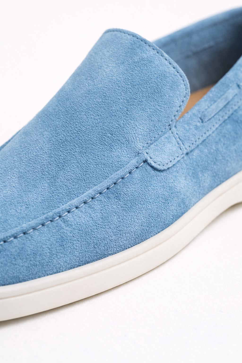 LOW LOAFER