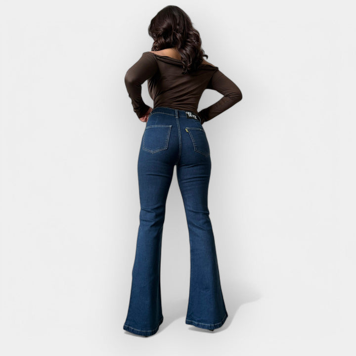 Adéla Eleganta Flare Jeans med Ekstremt Høy Midje