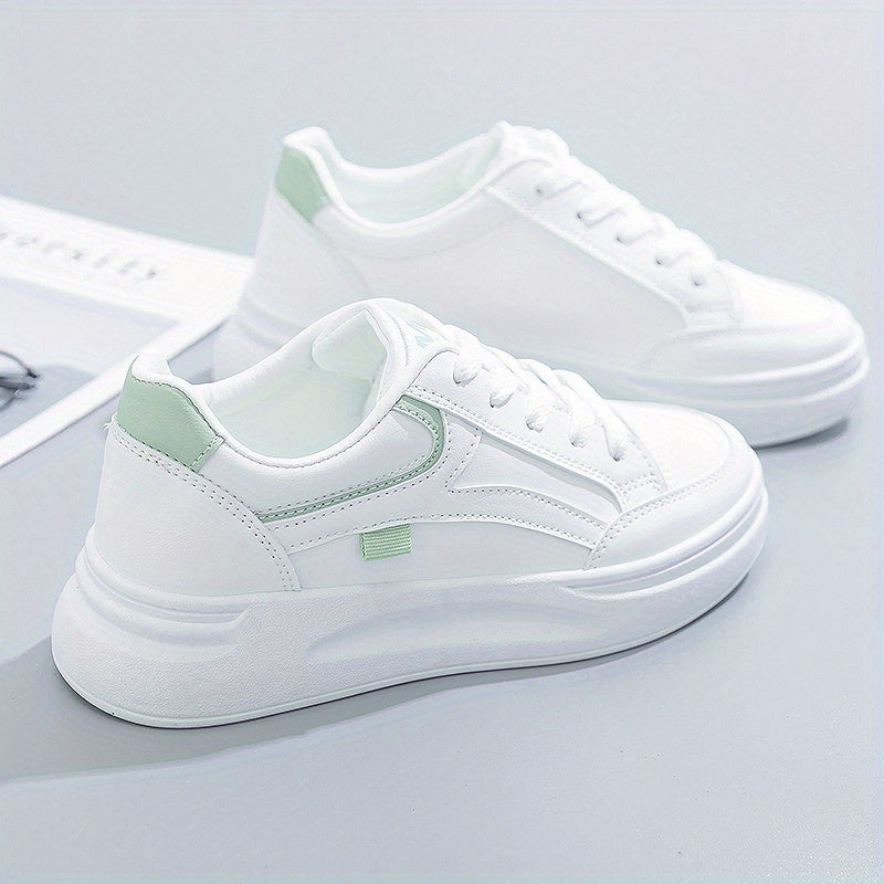 Stilige hvite sneakers med lett komfort